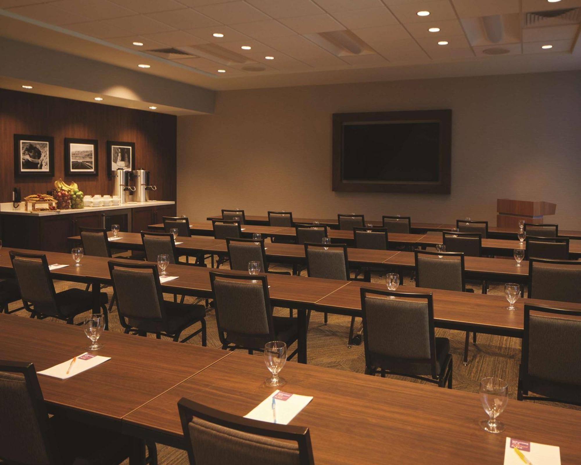 Hyatt Place Las Vegas At Silverton Village Buitenkant foto